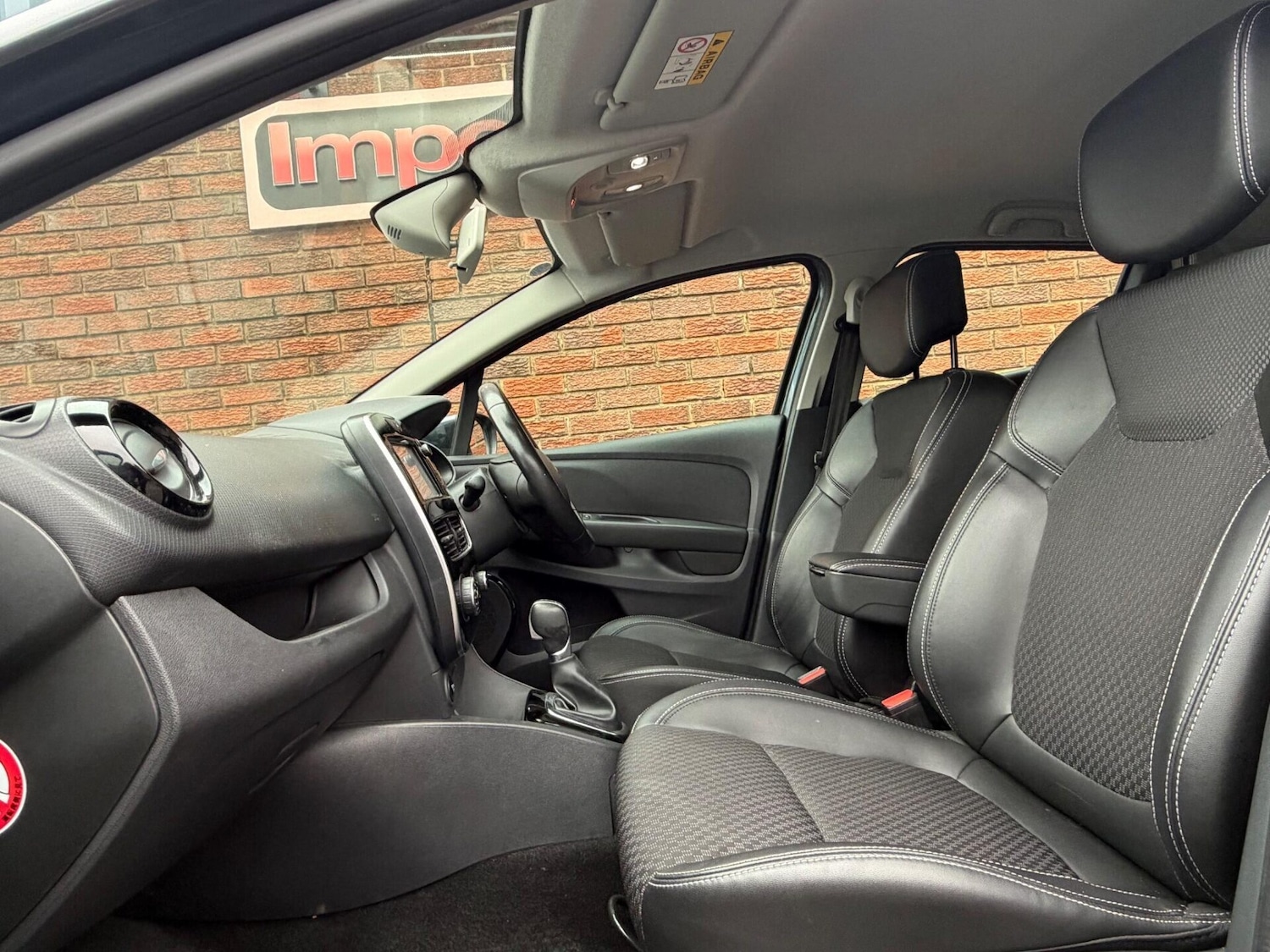 Used Renault Clio 2017 for sale - 77168665: Photo 23