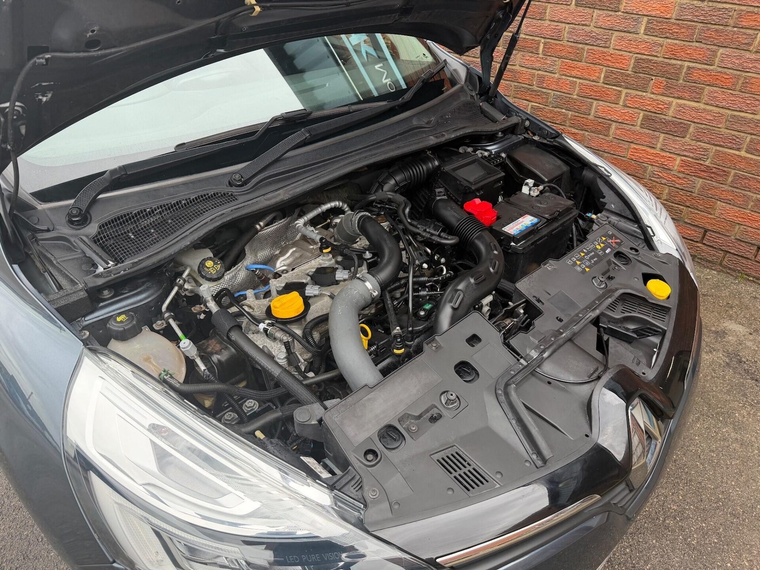 Used Renault Clio 2017 for sale - 77168665: Photo 29