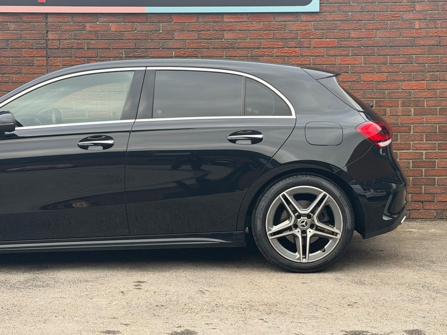 Used Mercedes-Benz A-Class 2018 for sale - 76783118: Photo 11
