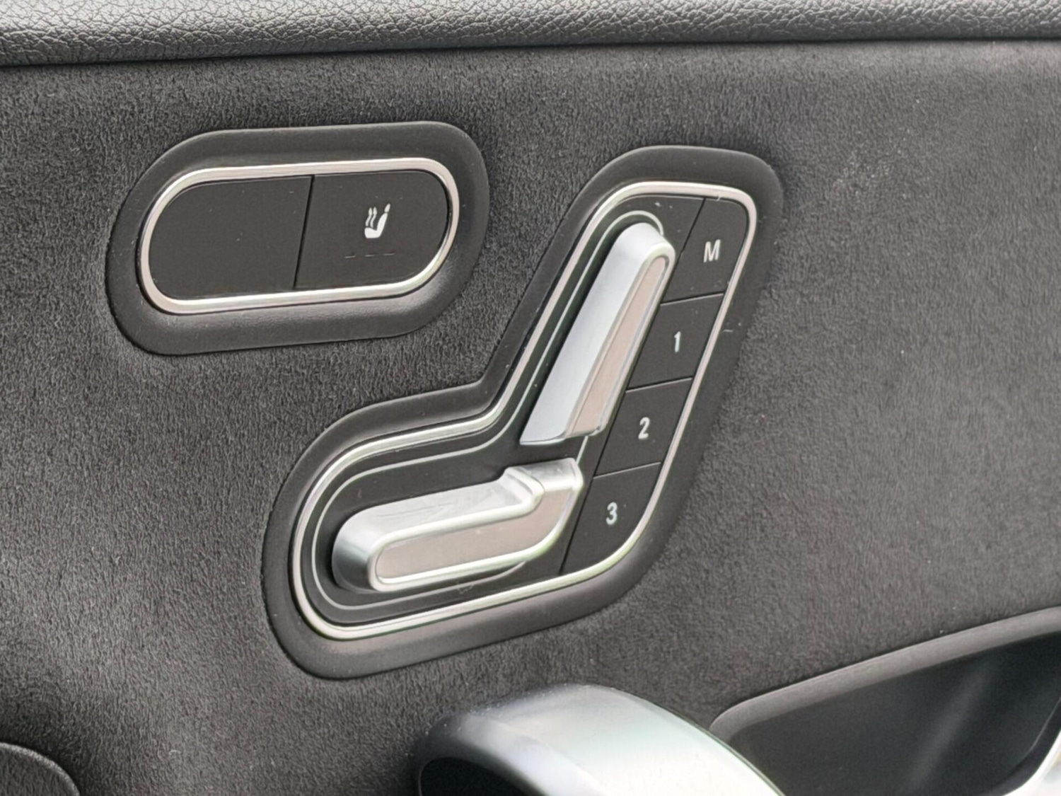 Used Mercedes-Benz A-Class 2018 for sale - 76783118: Photo 38