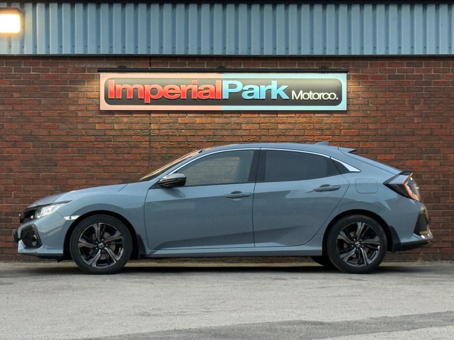 Used Honda Civic 2018 for sale - 77020290: Photo 10