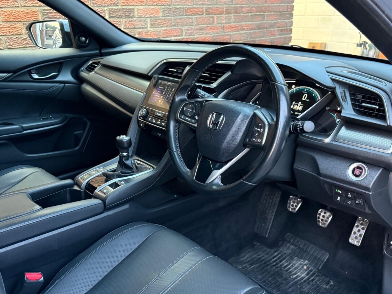 Used Honda Civic 2018 for sale - 77020290: Photo 33