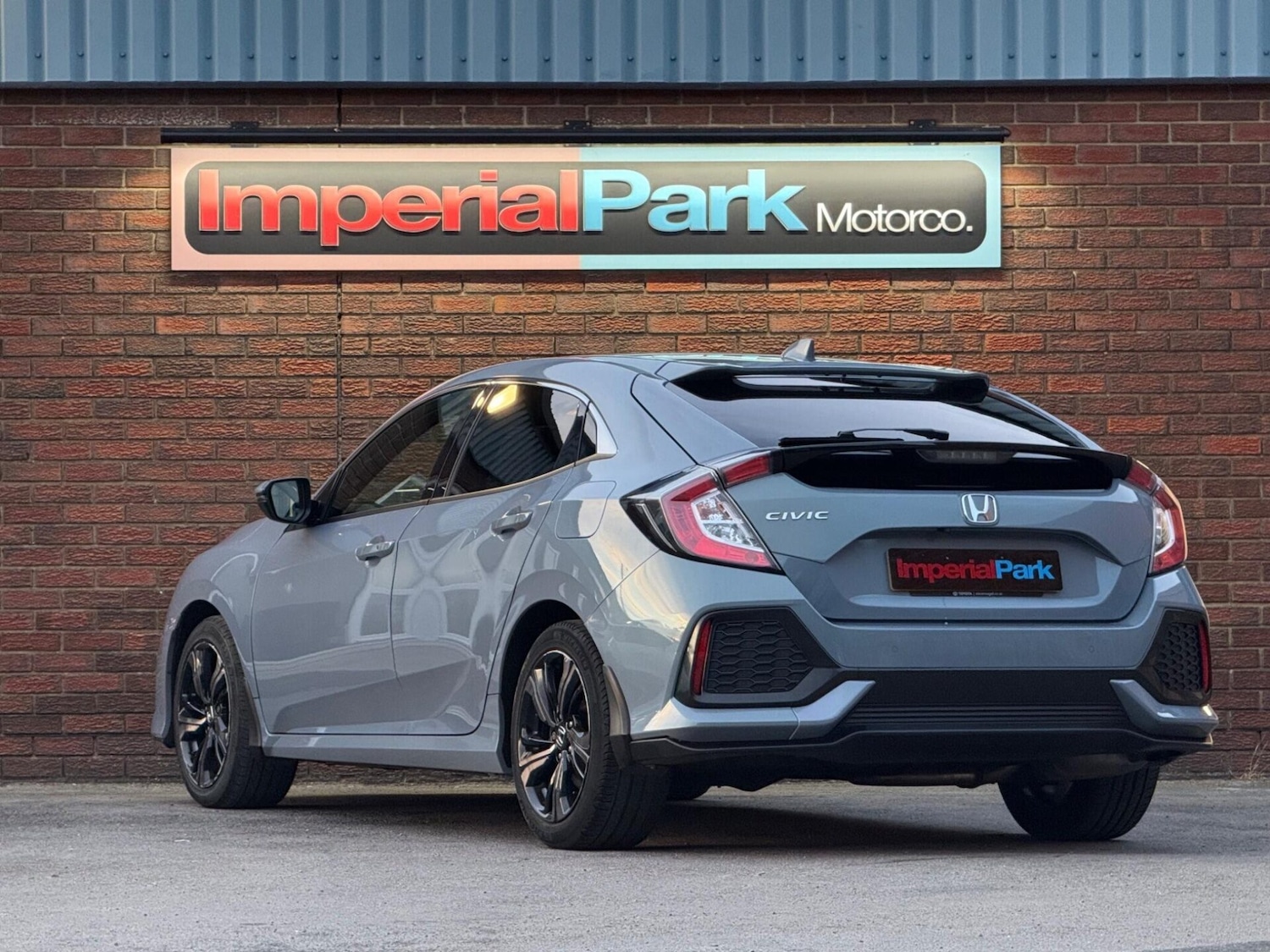 Used Honda Civic 2018 for sale - 77020290: Photo 9