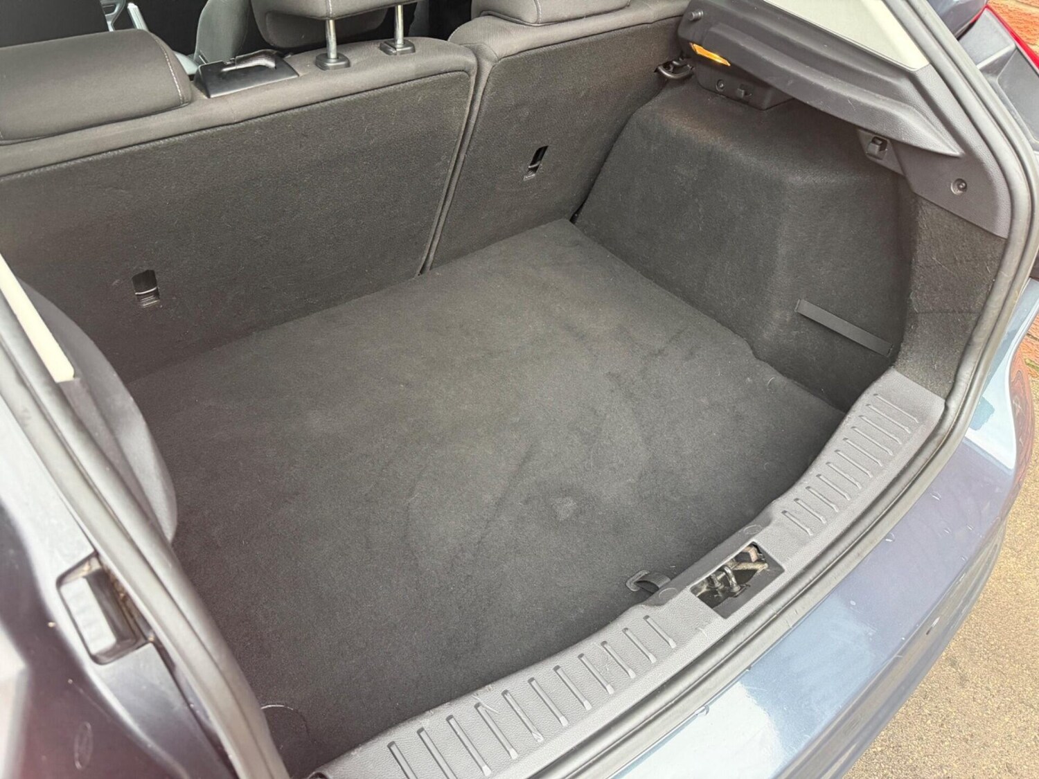 Used Ford Focus 2012 for sale - 77431168: Photo 37