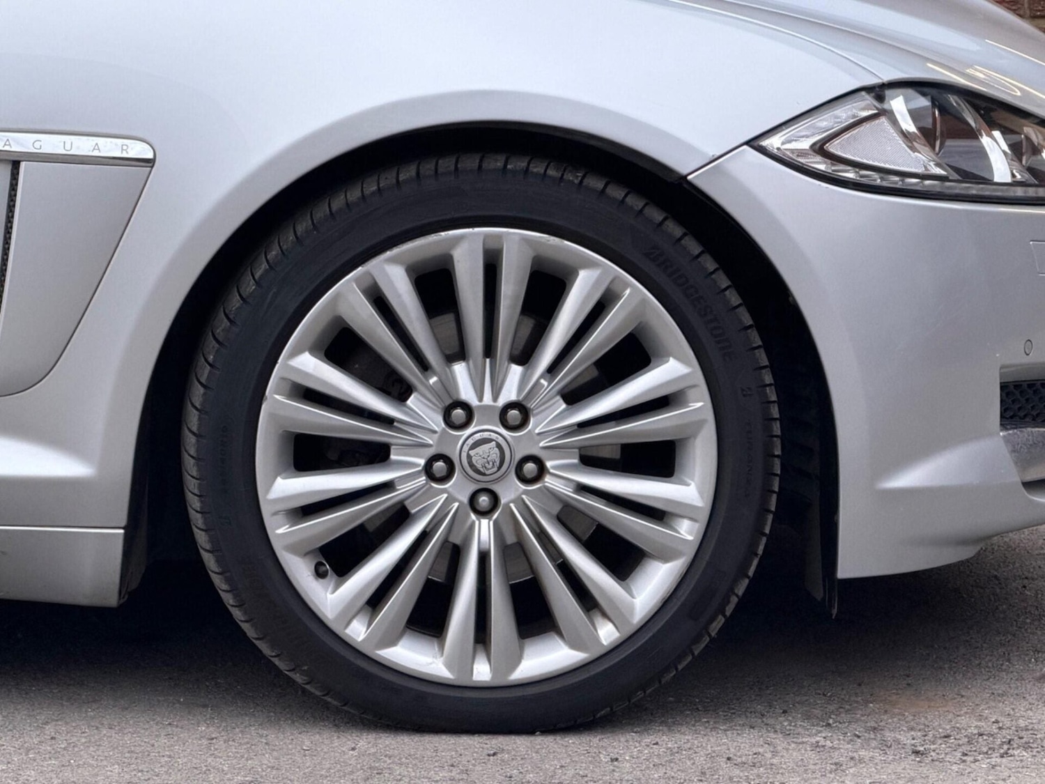 Used Jaguar XF 2011 for sale - 78190752: Photo 12