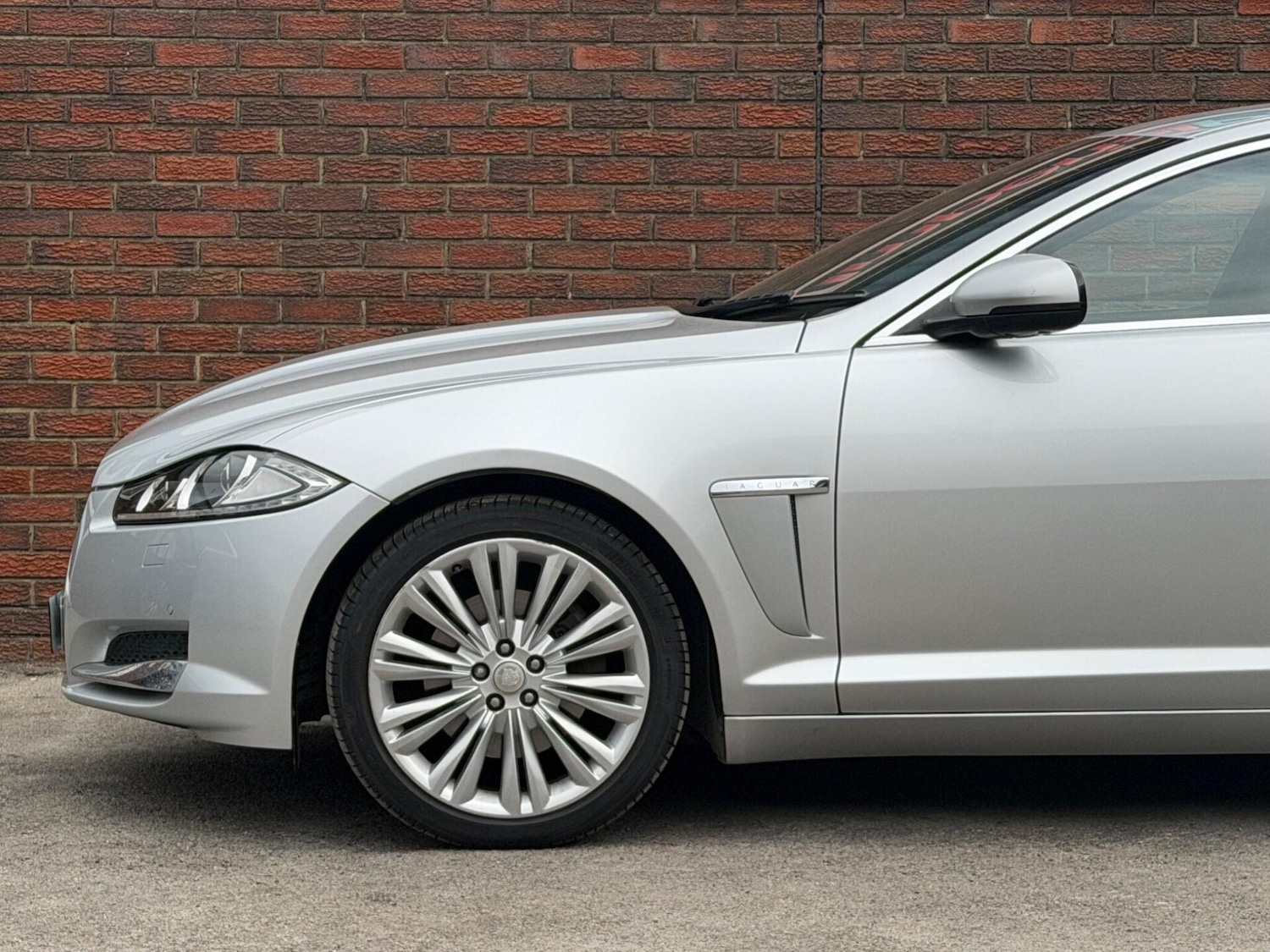 Used Jaguar XF 2011 for sale - 78190752: Photo 13