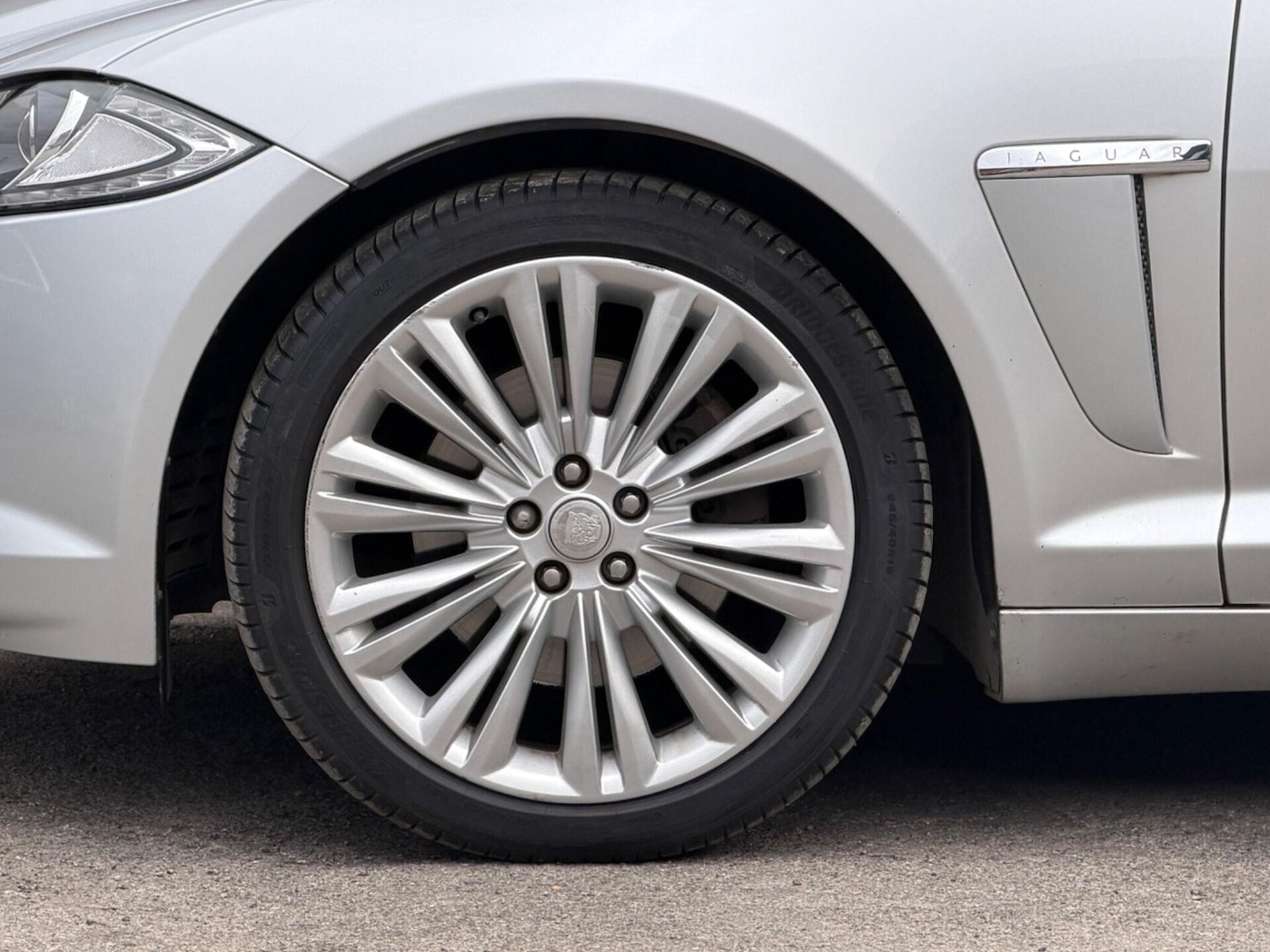 Used Jaguar XF 2011 for sale - 78190752: Photo 15