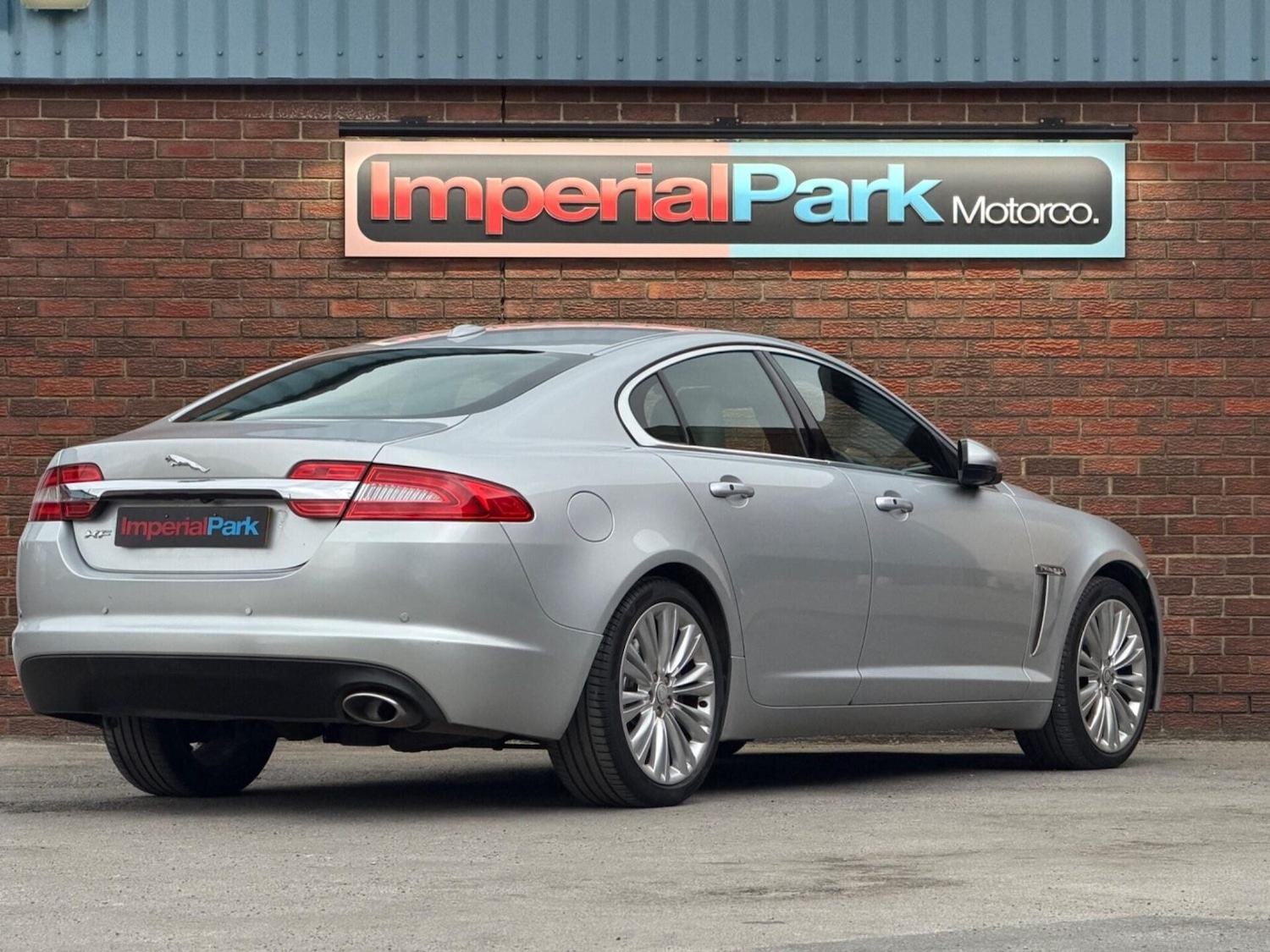 Used Jaguar XF 2011 for sale - 78190752: Photo 7