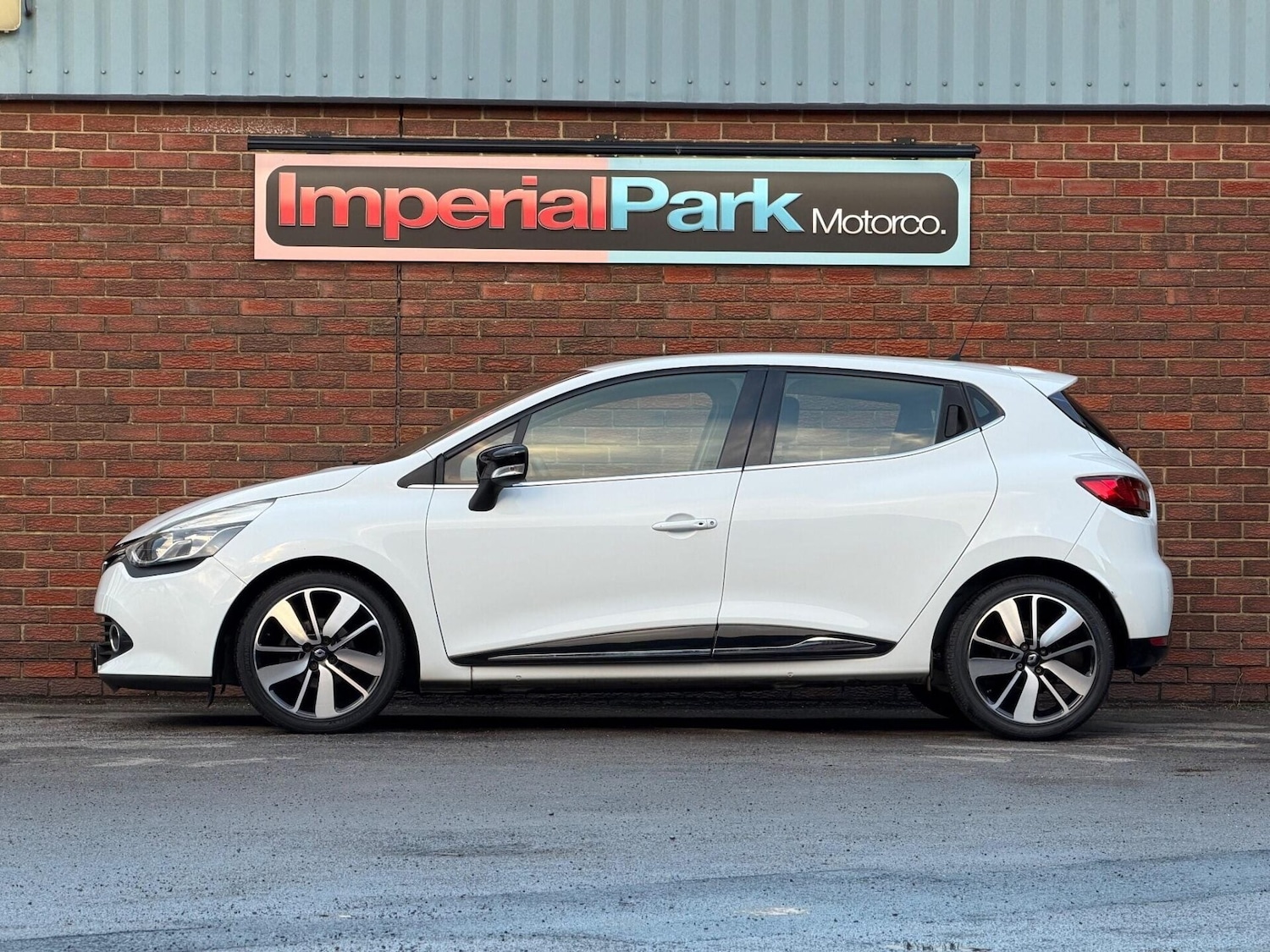 Used Renault Clio 2015 for sale - 77350004: Photo 10