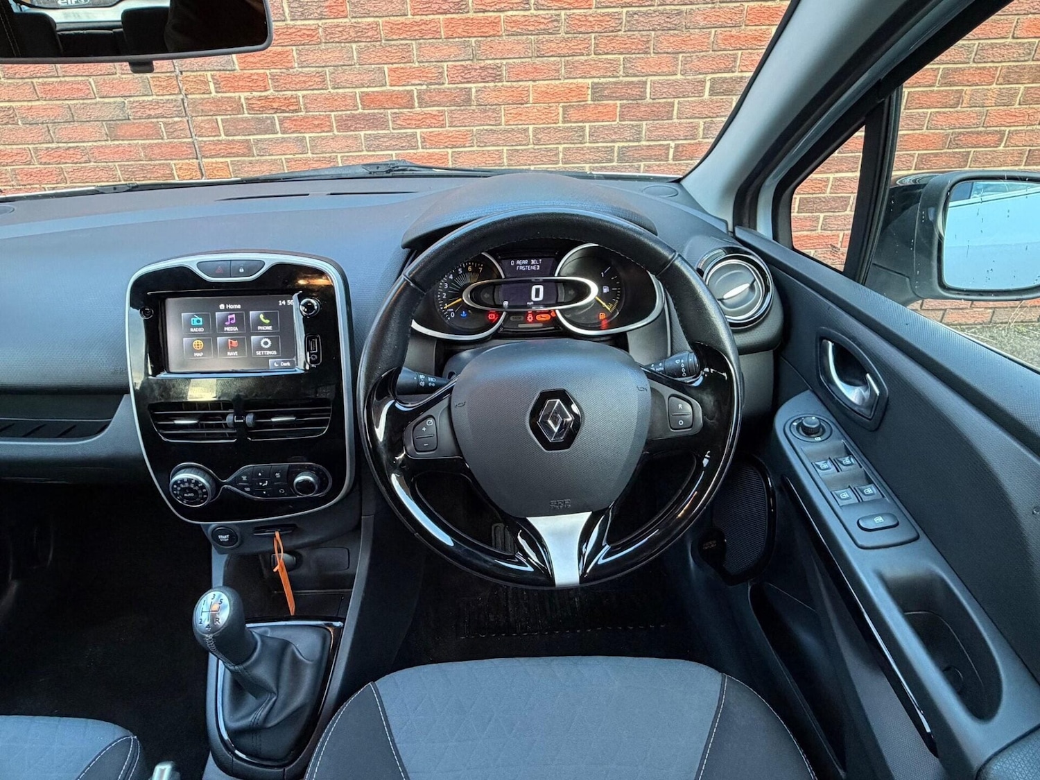 Used Renault Clio 2015 for sale - 77350004: Photo 36