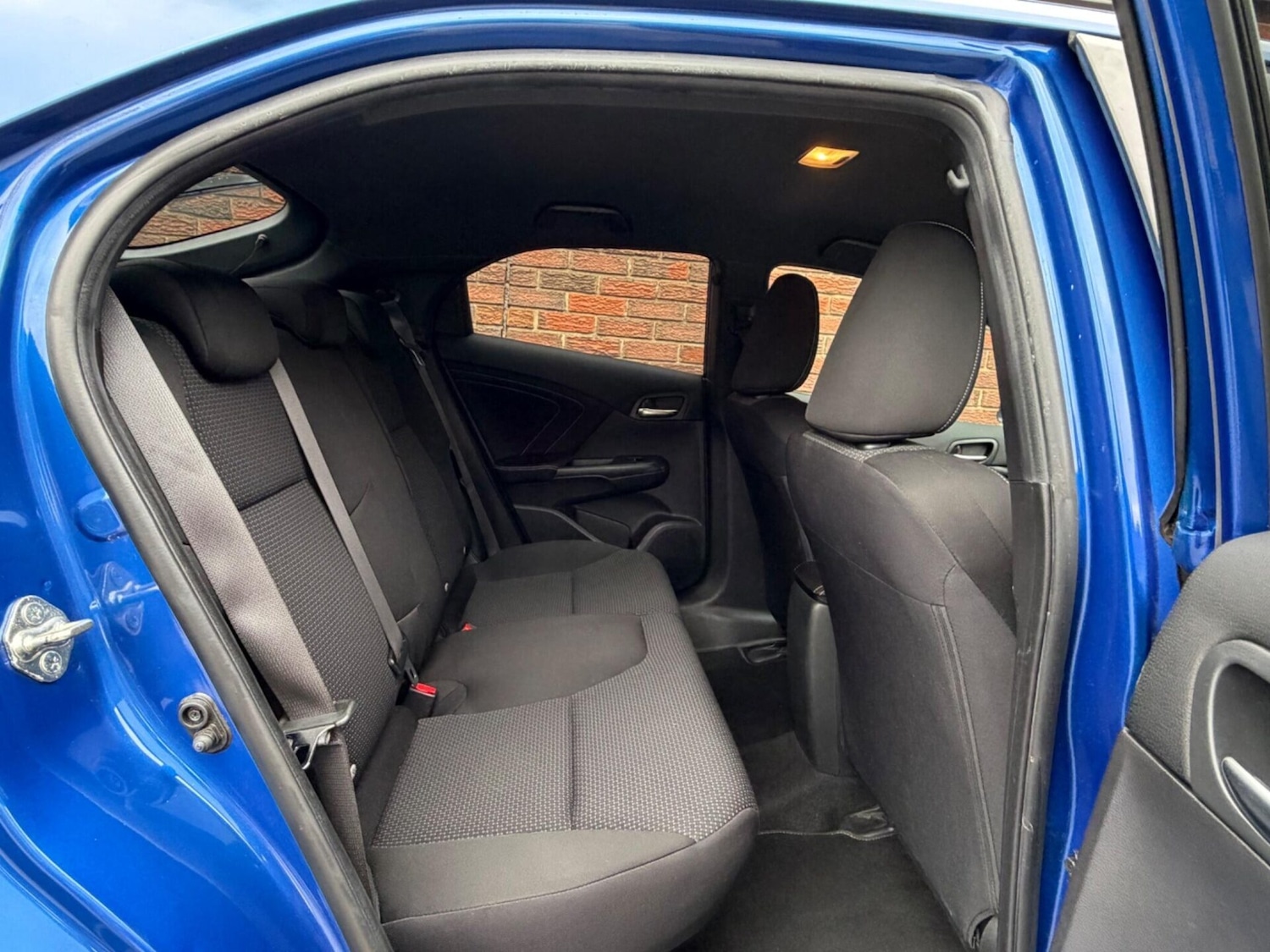 Used Honda Civic 2016 for sale - 78097957: Photo 33