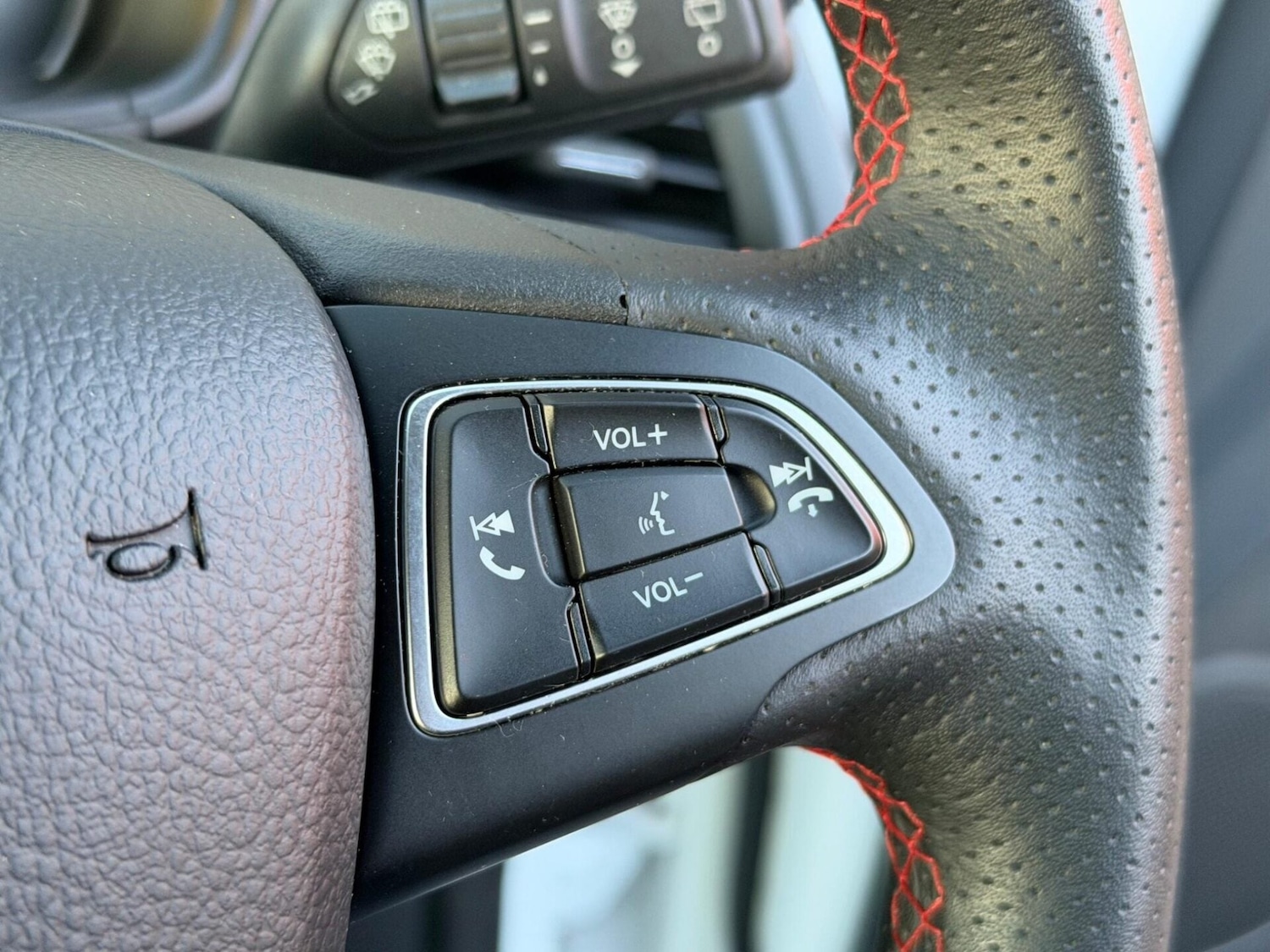 Used Ford Ecosport 2018 for sale - 77979910: Photo 40