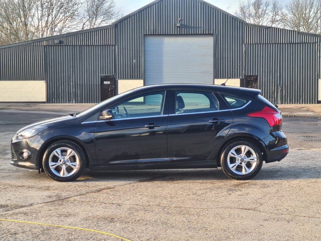 Used Ford Focus 2011 for sale - 77263083: Photo 6