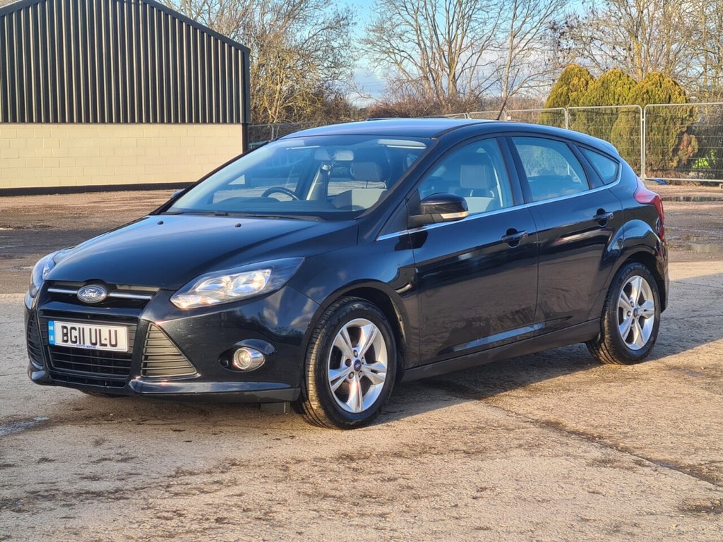 Used Ford Focus 2011 for sale - 77263083: Photo 9