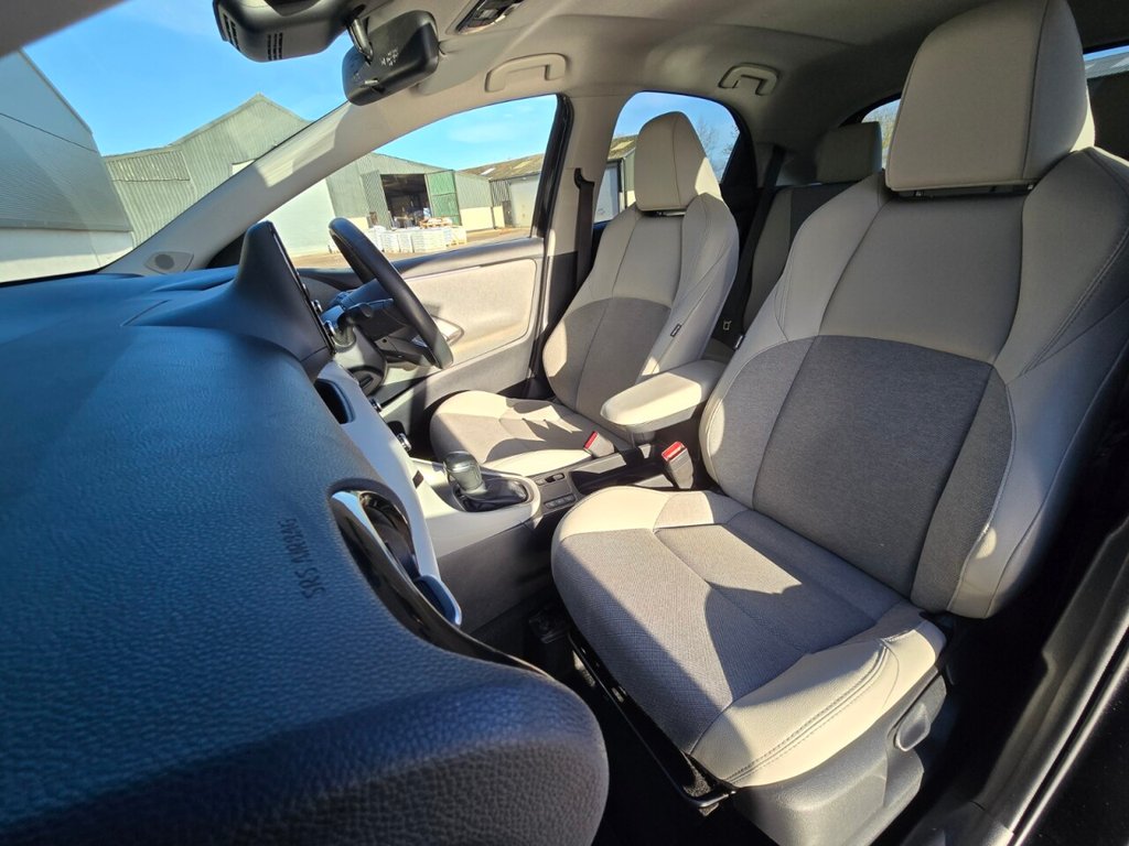 Used Toyota Yaris 2021 for sale - 77122258: Photo 24