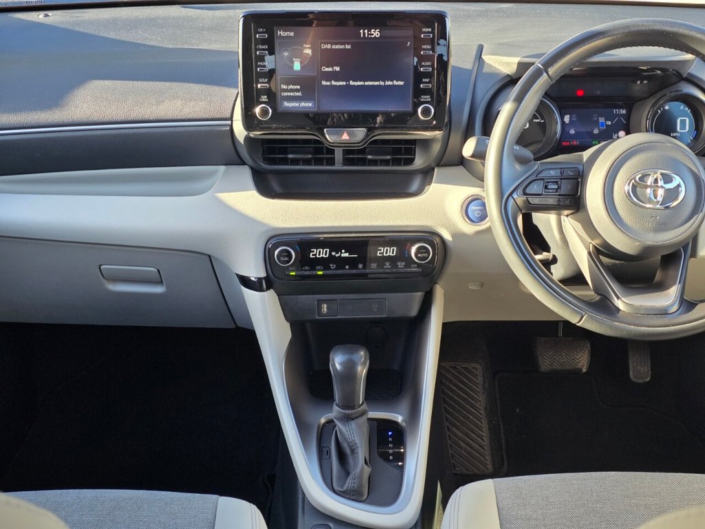 Used Toyota Yaris 2021 for sale - 77122258: Photo 40