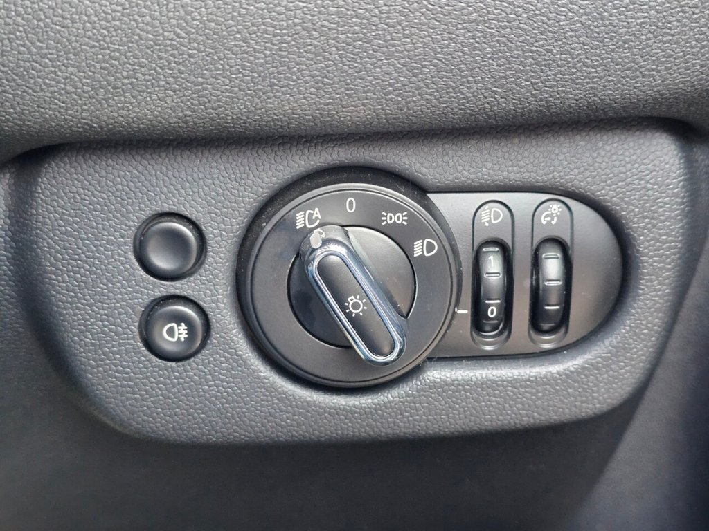 Used MINI Clubman 2019 for sale - 76867448: Photo 38