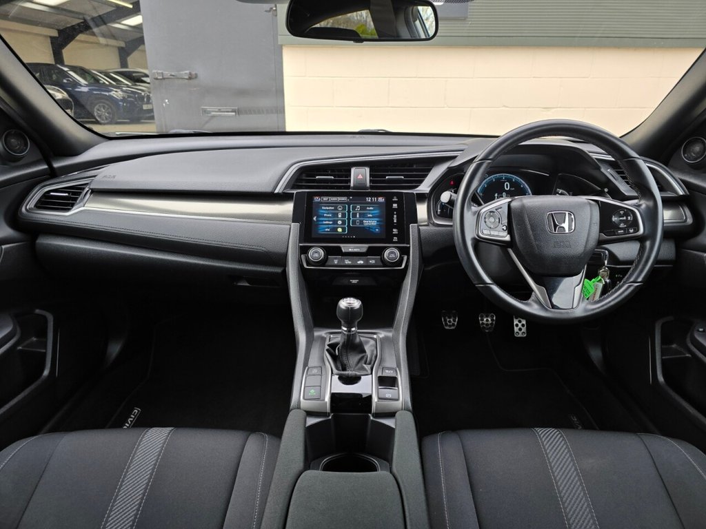 Used Honda Civic 2017 for sale - 77734052: Photo 22