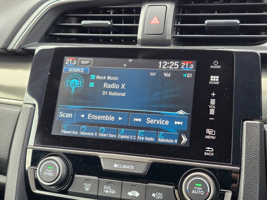 Used Honda Civic 2017 for sale - 77734052: Photo 38