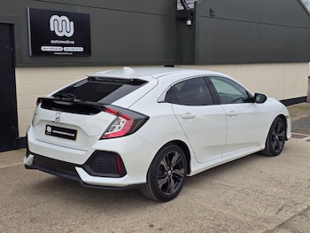 Used Honda Civic 2017 for sale - 77734052: Photo