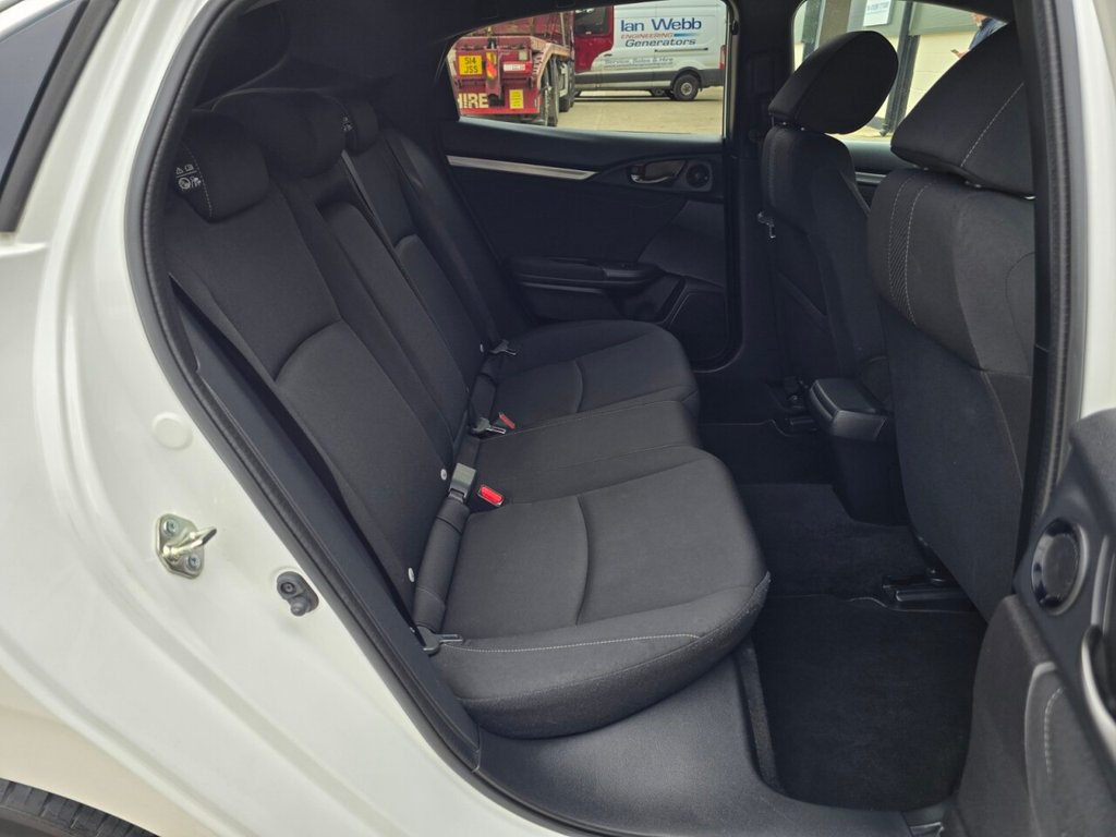 Used Honda Civic 2017 for sale - 77734052: Photo 51