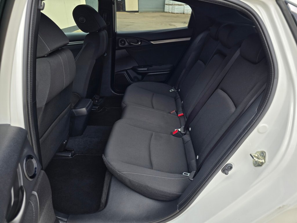 Used Honda Civic 2017 for sale - 77734052: Photo 53