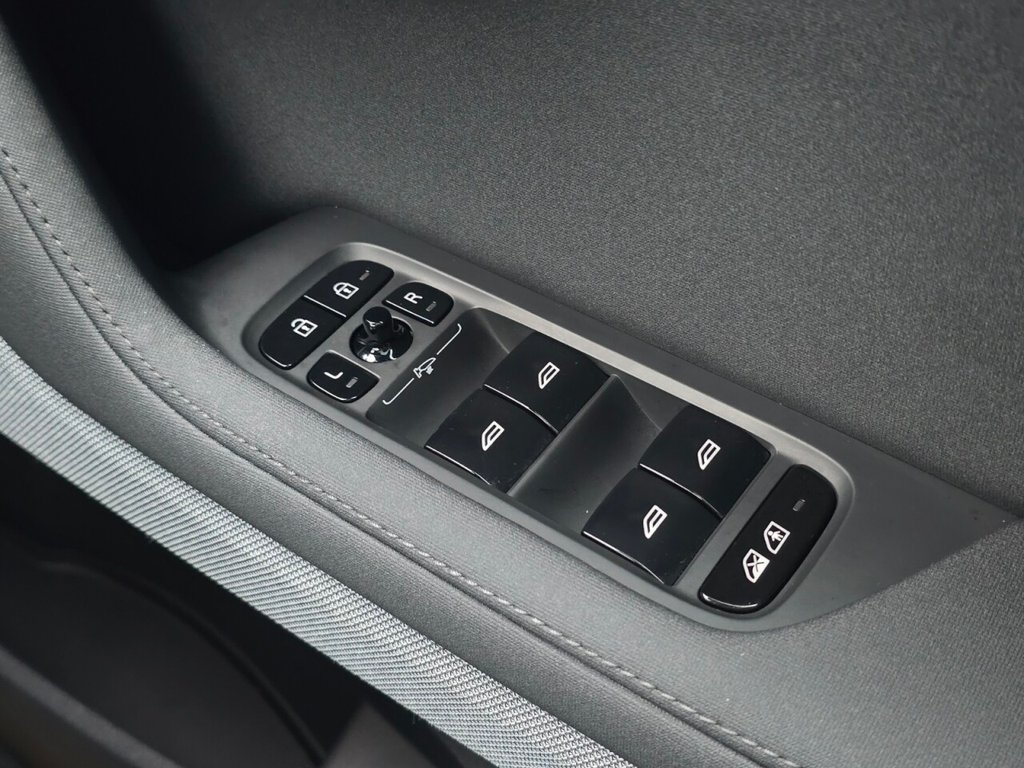 Used Polestar Polestar 2 2022 for sale - 76867312: Photo 36