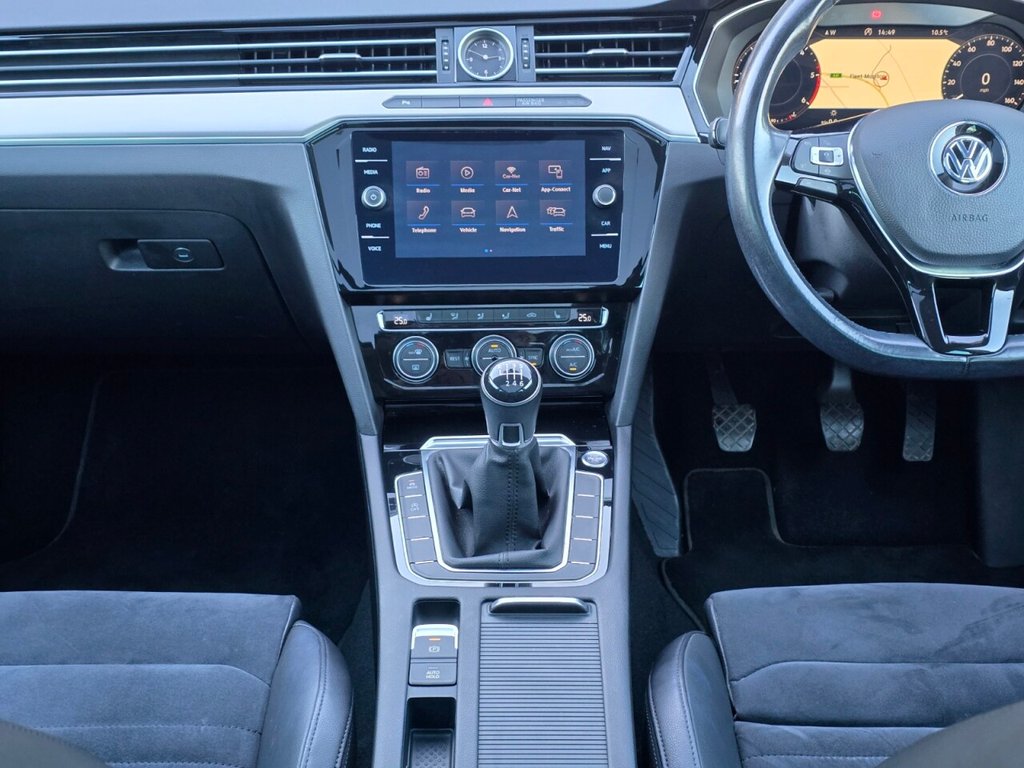 Used Volkswagen Passat 2019 for sale - 76867604: Photo 35