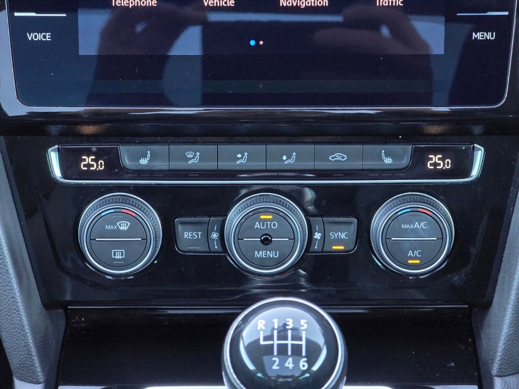 Used Volkswagen Passat 2019 for sale - 76867604: Photo 49