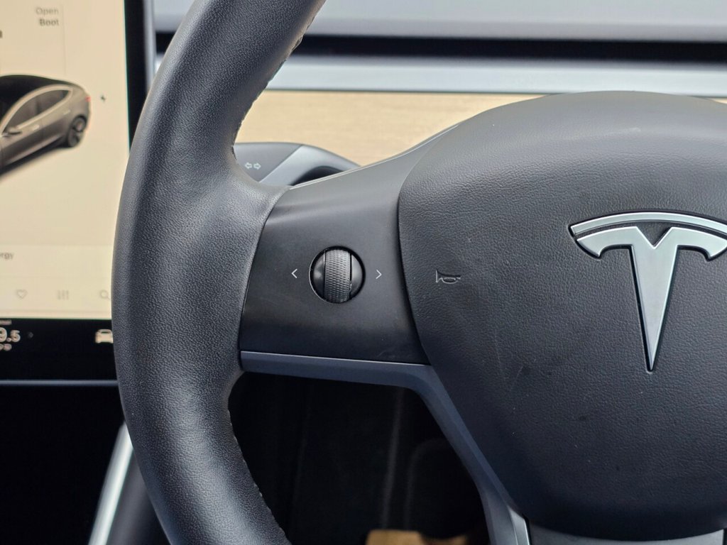 Used Tesla Model 3 2020 for sale - 77276343: Photo 32