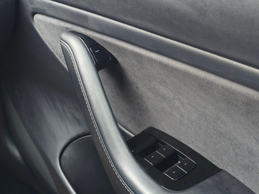 Used Tesla Model 3 2020 for sale - 77276343: Photo 36