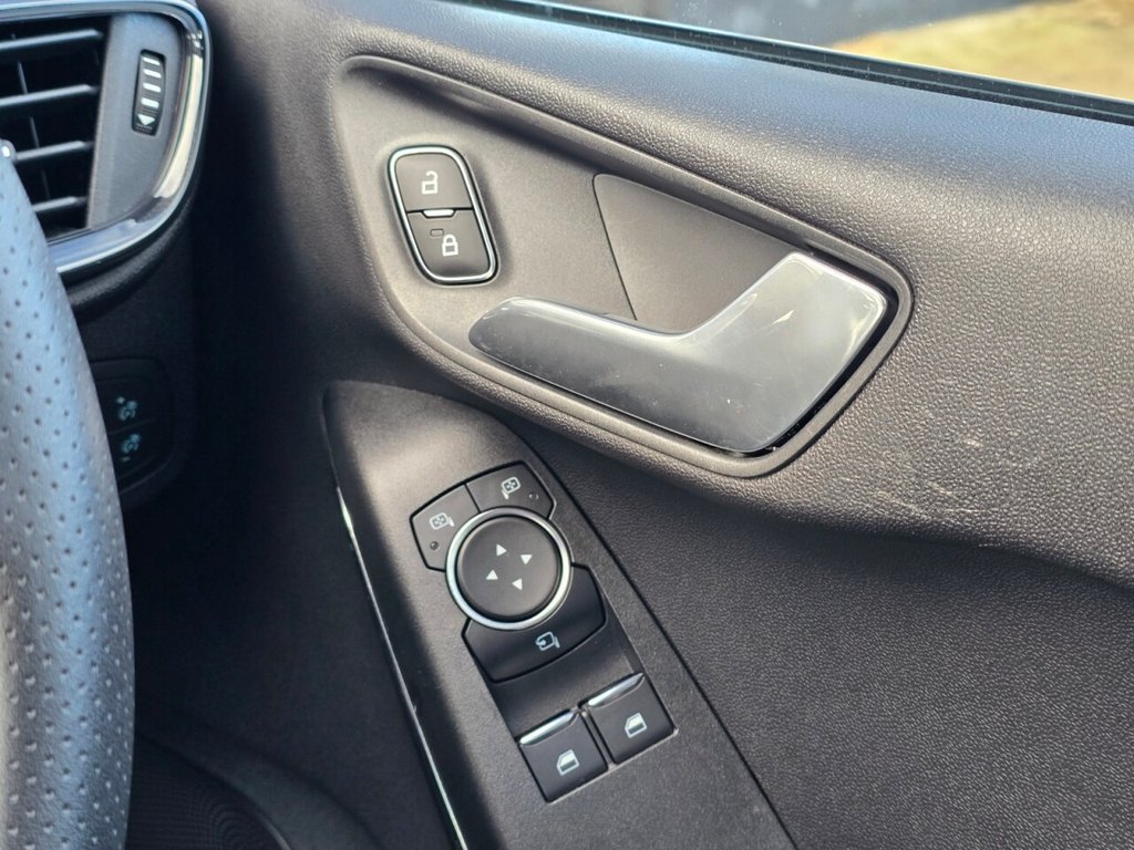 Used Ford Fiesta 2019 for sale - 77227513: Photo 37