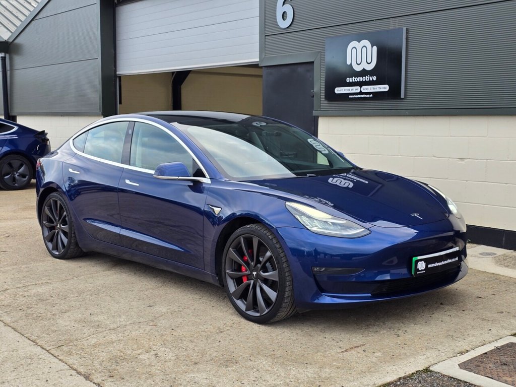 Used Tesla Model 3 2019 for sale - 76867383: Photo 1