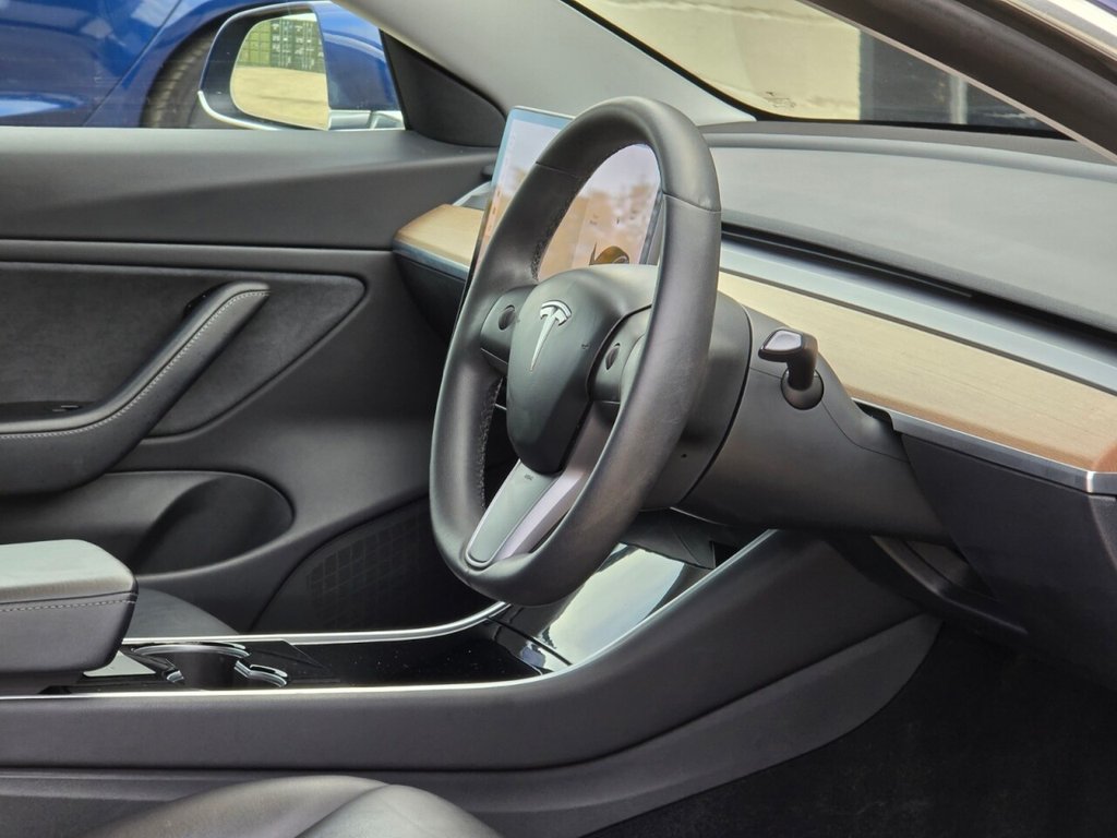 Used Tesla Model 3 2019 for sale - 76867383: Photo 18