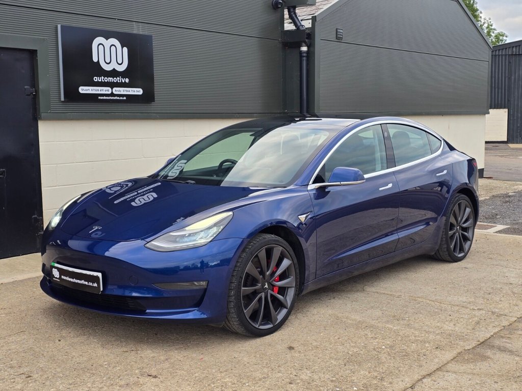 Used Tesla Model 3 2019 for sale - 76867383: Photo 2