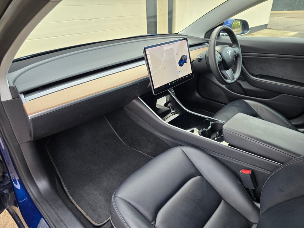 Used Tesla Model 3 2019 for sale - 76867383: Photo 23