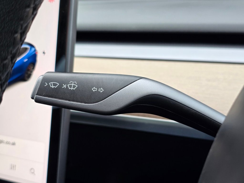 Used Tesla Model 3 2019 for sale - 76867383: Photo 32