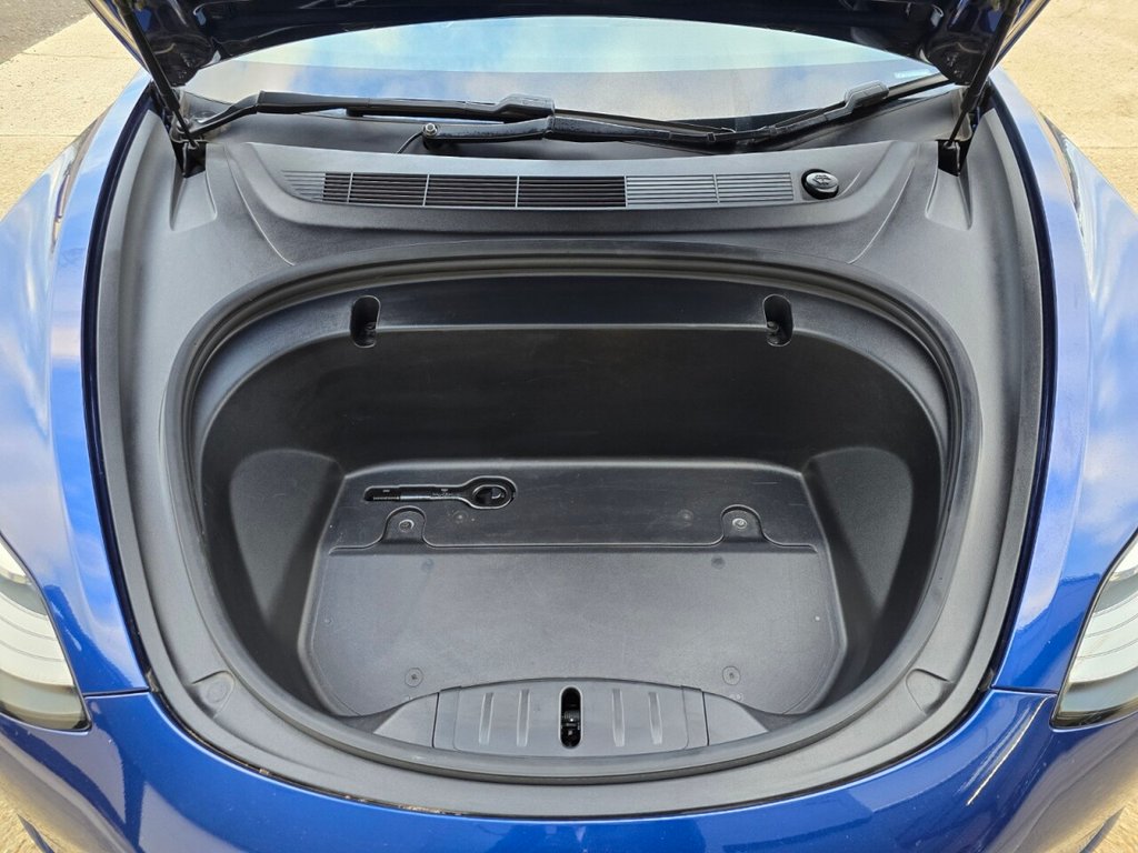 Used Tesla Model 3 2019 for sale - 76867383: Photo 65