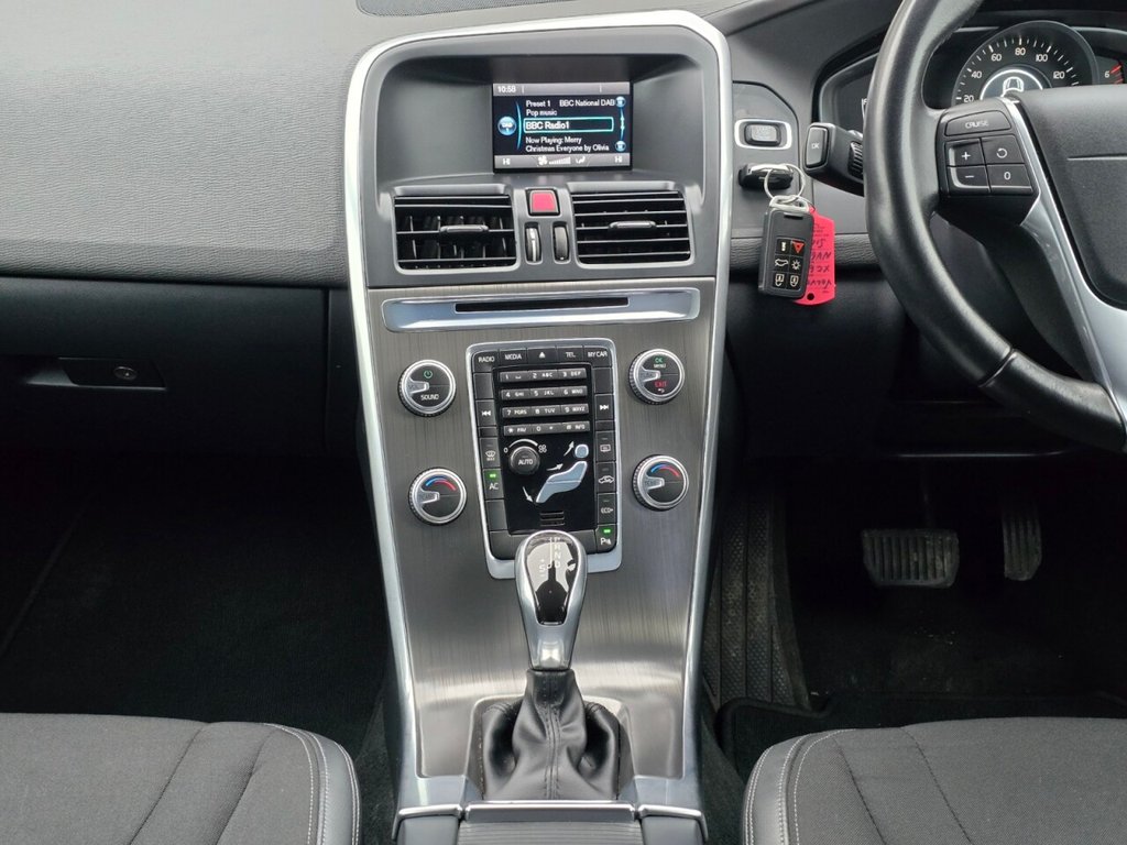 Used Volvo XC60 2015 for sale - 77037757: Photo 40