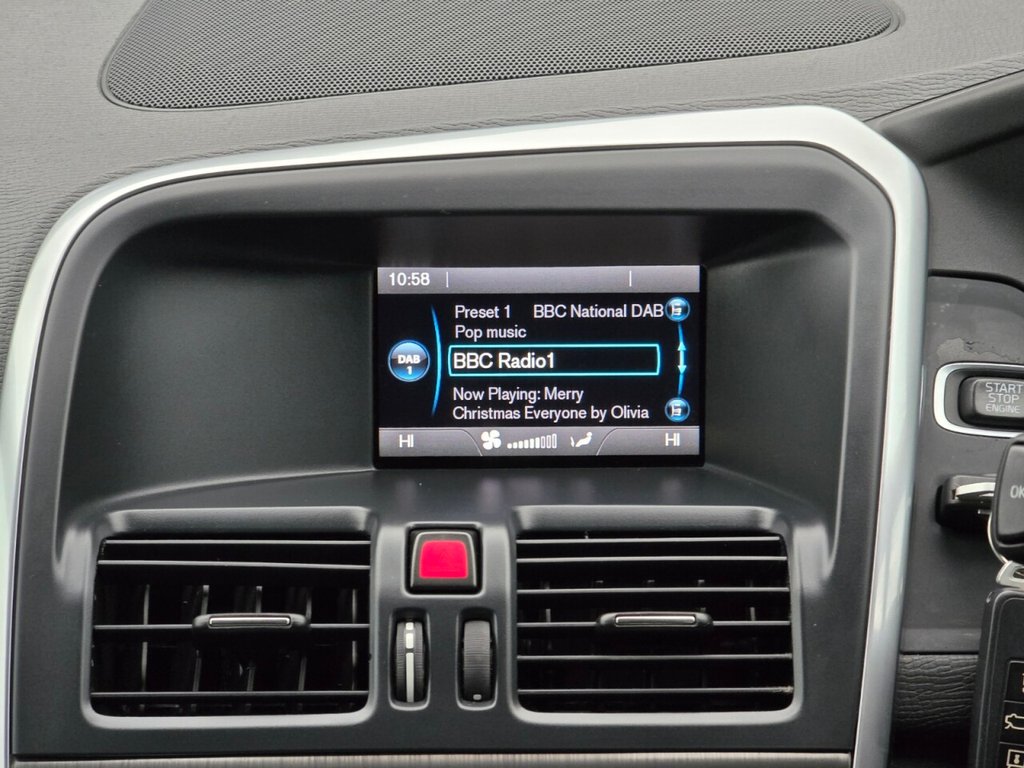 Used Volvo XC60 2015 for sale - 77037757: Photo 42