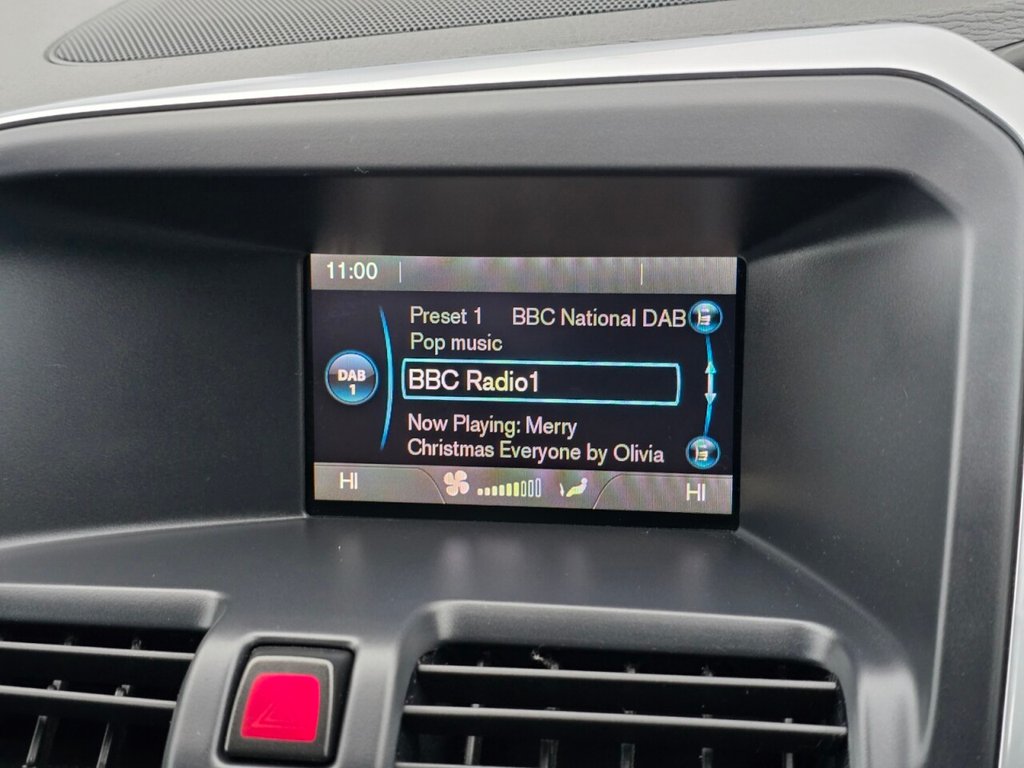 Used Volvo XC60 2015 for sale - 77037757: Photo 43