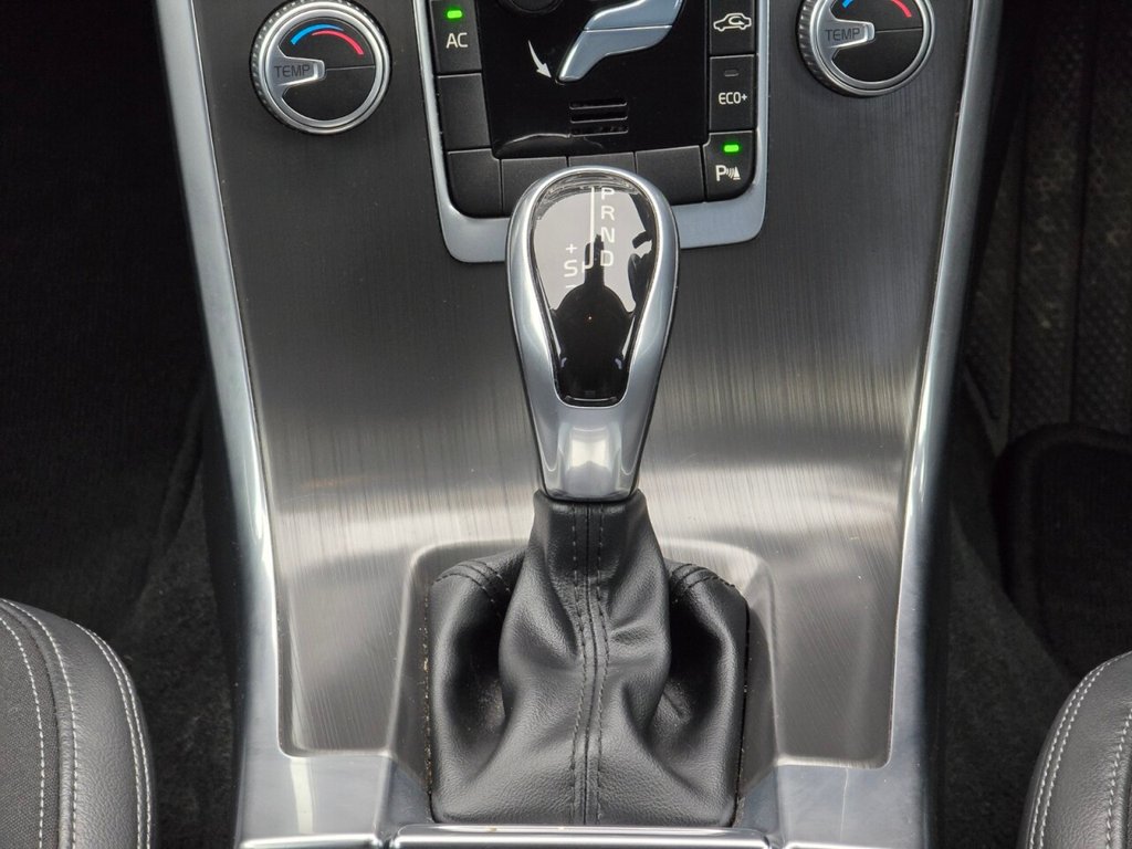 Used Volvo XC60 2015 for sale - 77037757: Photo 50