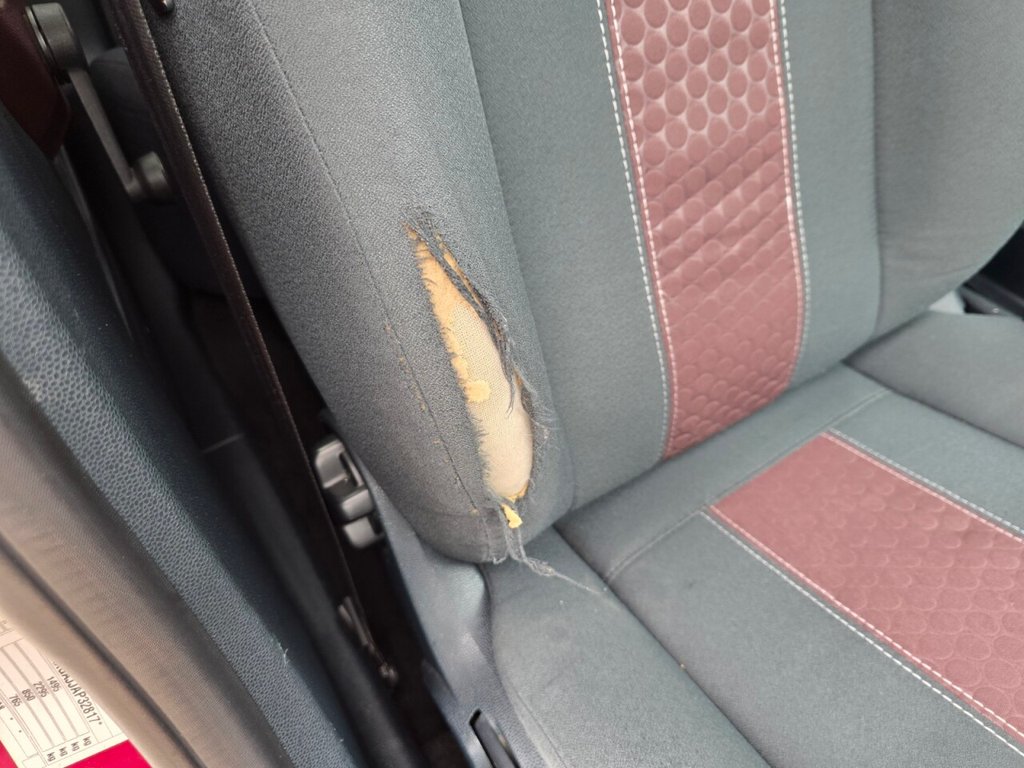 Used Ford Fiesta 2011 for sale - 78180956: Photo 11