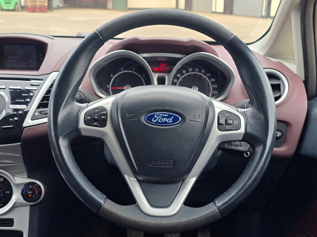 Used Ford Fiesta 2011 for sale - 78180956: Photo 17