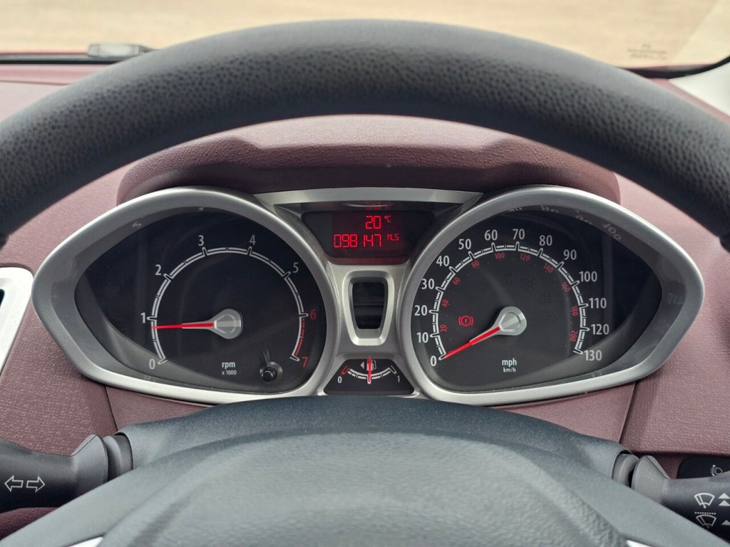 Used Ford Fiesta 2011 for sale - 78180956: Photo 18
