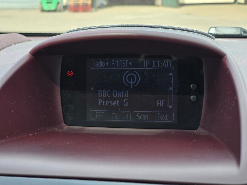 Used Ford Fiesta 2011 for sale - 78180956: Photo 29