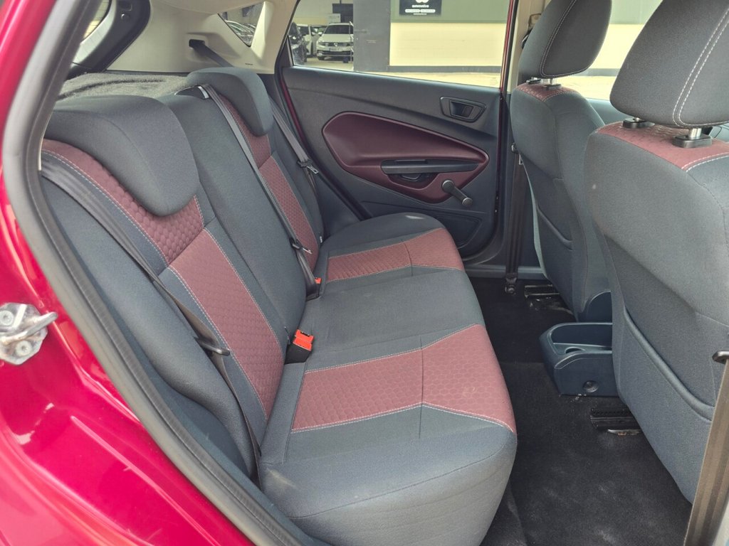 Used Ford Fiesta 2011 for sale - 78180956: Photo 32