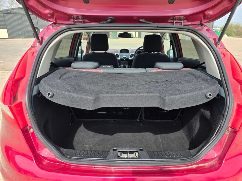Used Ford Fiesta 2011 for sale - 78180956: Photo 34