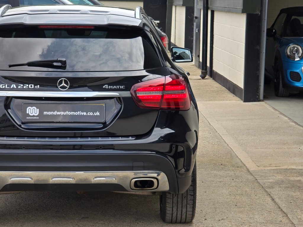 Used Mercedes-Benz GLA 2018 for sale - 76867487: Photo 11