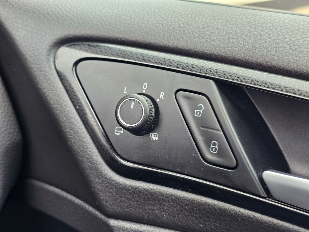 Used Volkswagen Golf 2016 for sale - 78003025: Photo 35